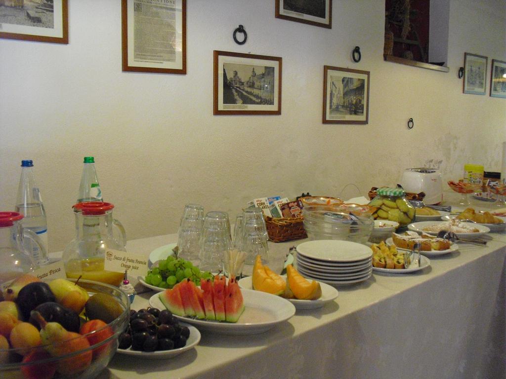 Agriturismo La Lupa Madonna della Provvidenza Luaran gambar